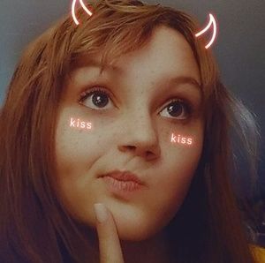 Meet your Posher, Laela